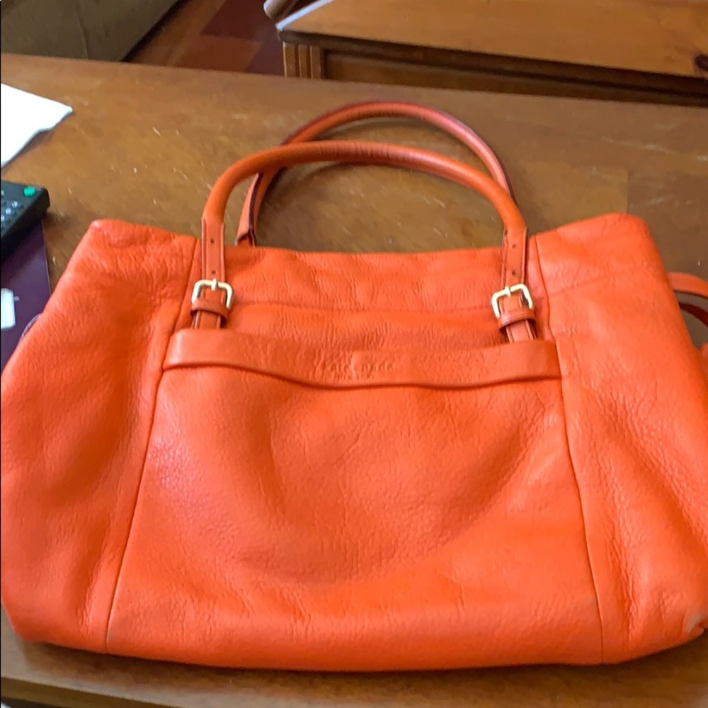 COPY - Beautiful orange pocketbook